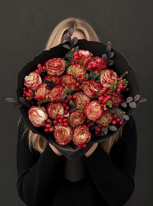 Lüks Rose Çiçek Buketi